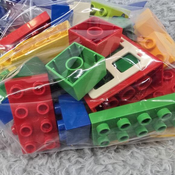 LEGO Duplo Bulk 2 Pound Lot 2 Bags Large Building Blocks Bricks Mixed Preschool - Picture 2 of 7